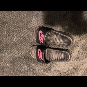 Nike slides